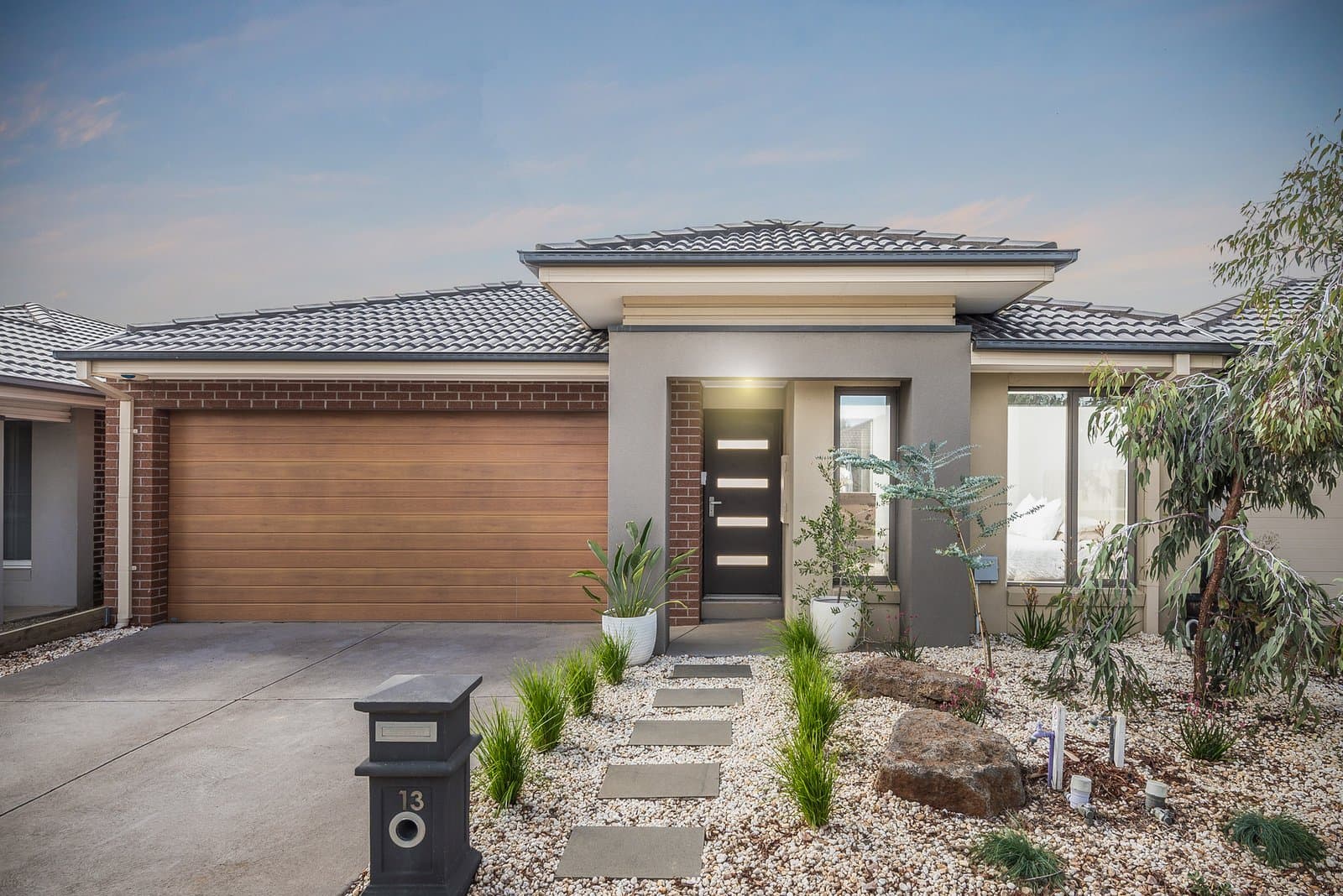 13 Sandor Terrace, Charlemont, Charlemont - Image 1