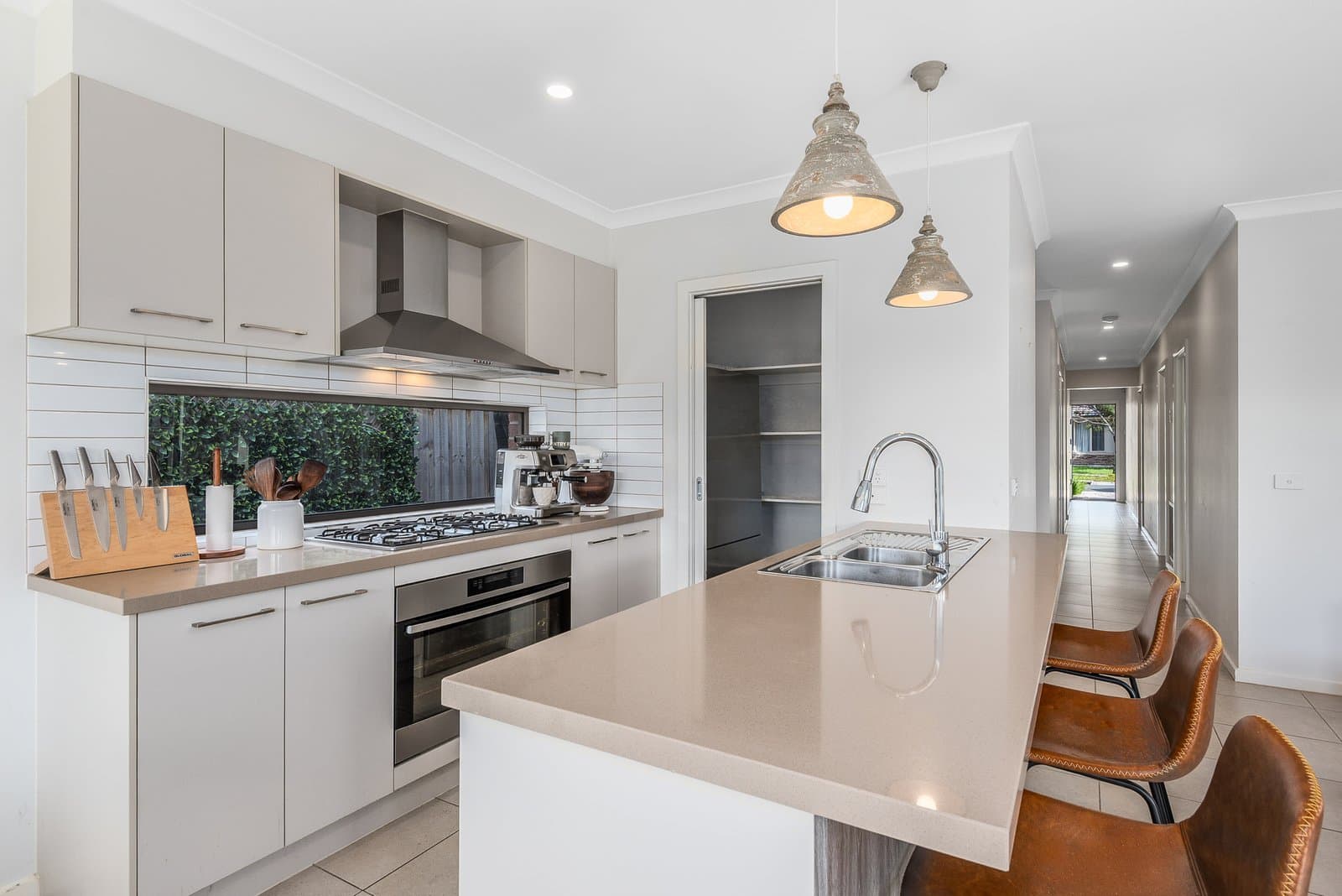 13 Sandor Terrace, Charlemont, Charlemont - Thumbnail 6