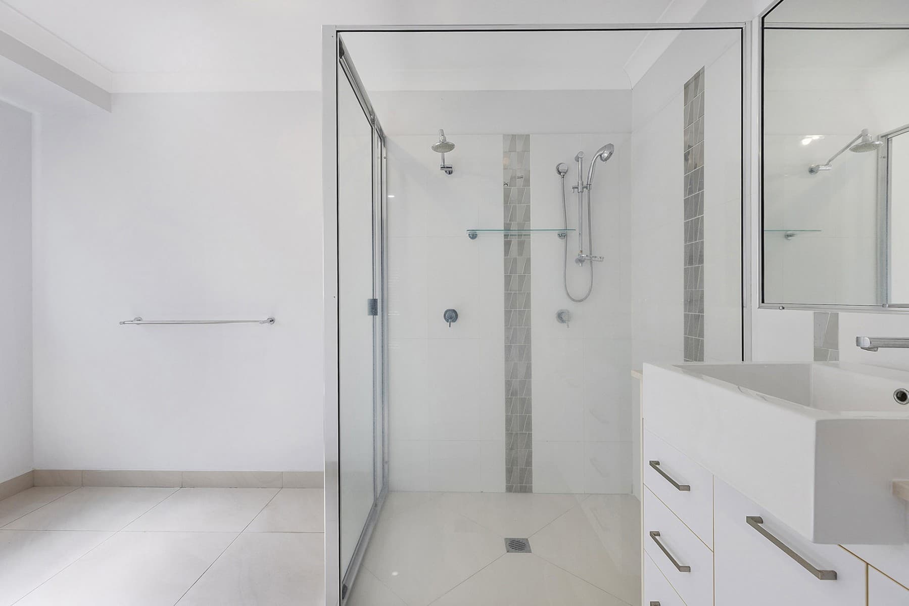 14 Makybe Diva Drive,
											OORALEA, Ooralea - Thumbnail 7