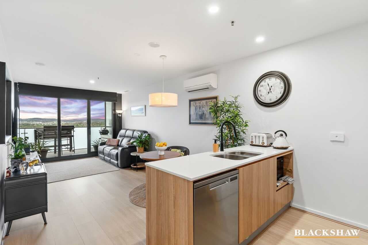294/1 Anthony Rolfe Avenue, Gungahlin, Gungahlin - Thumbnail 5