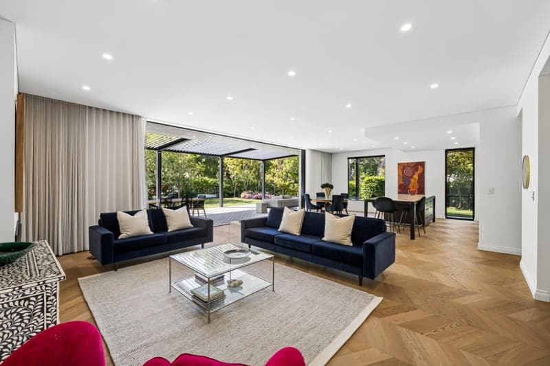 9 Haining Avenue, Cottesloe - Image 1