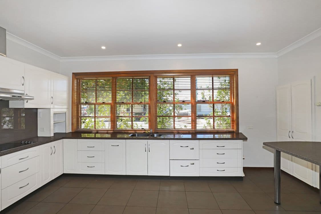 158 Maybe Street, BOMBALA, NSW 2632, Bombala - Thumbnail 4