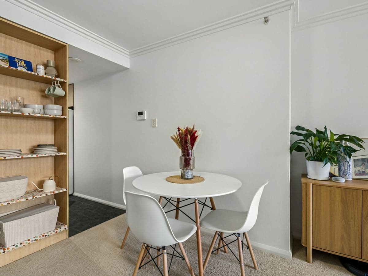 1114/1 Sergeants Lane, ST LEONARDS, St Leonards - Thumbnail 4