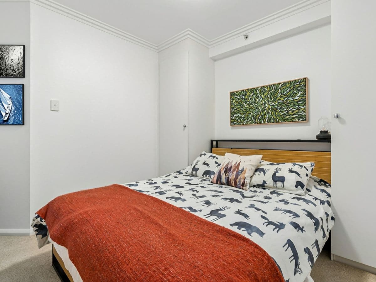 1114/1 Sergeants Lane, ST LEONARDS, St Leonards - Thumbnail 5