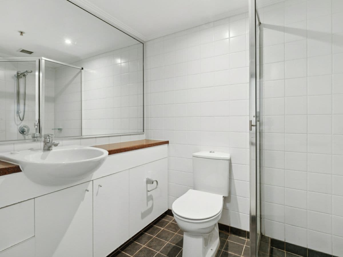 1114/1 Sergeants Lane, ST LEONARDS, St Leonards - Thumbnail 6