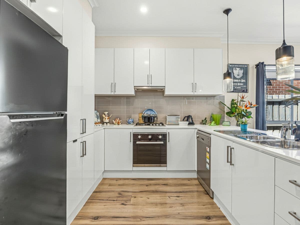 4/89 Atkinson Street, BALLAN, Ballan - Thumbnail 3