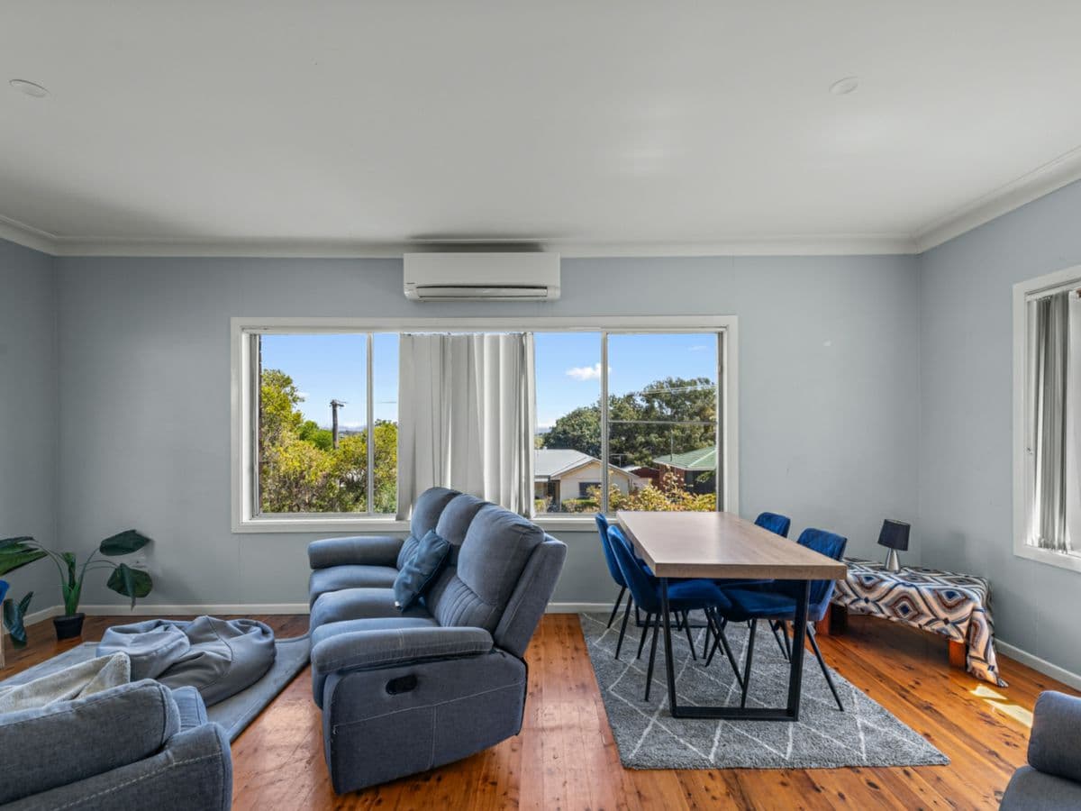 43 Hall Street, TAMWORTH, Tamworth - Thumbnail 3