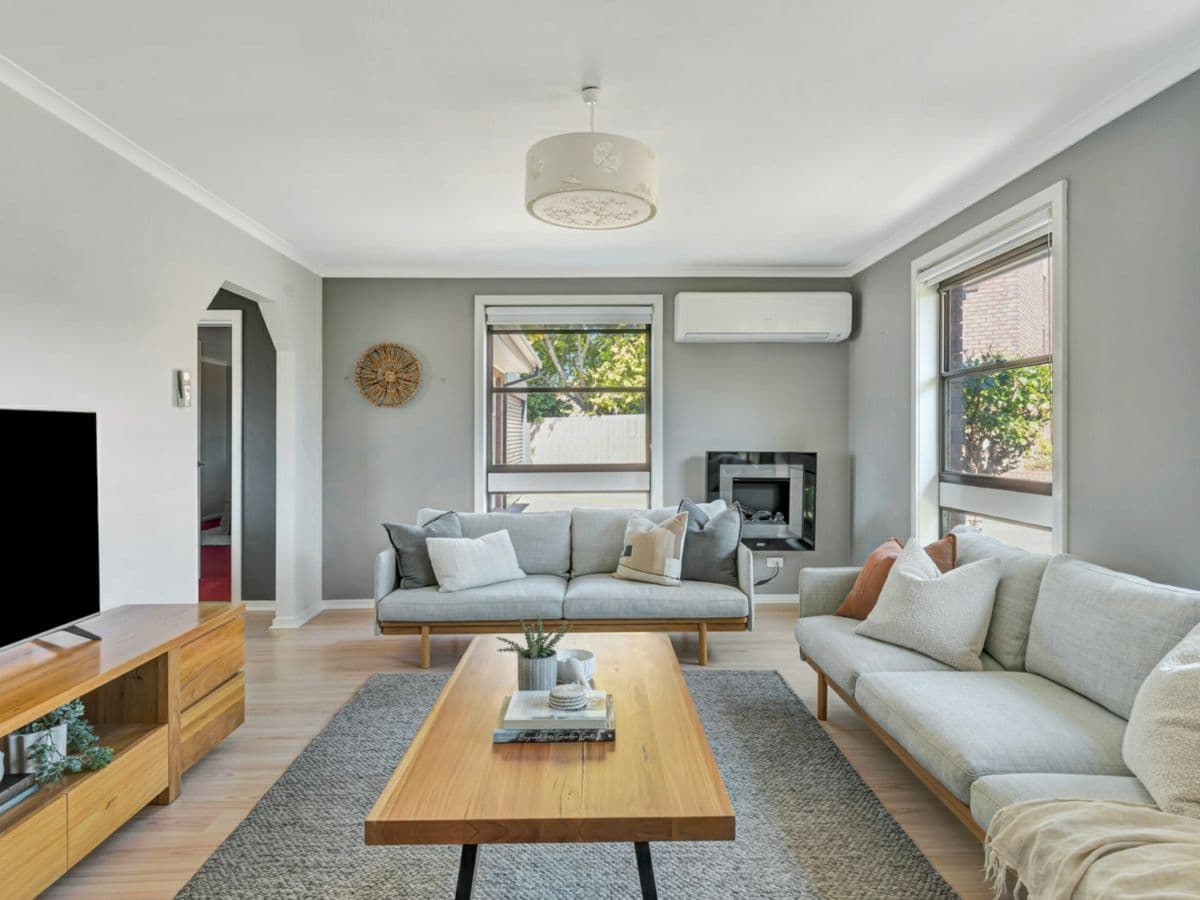 20 Denway Grove, NORWOOD, Norwood - Thumbnail 2