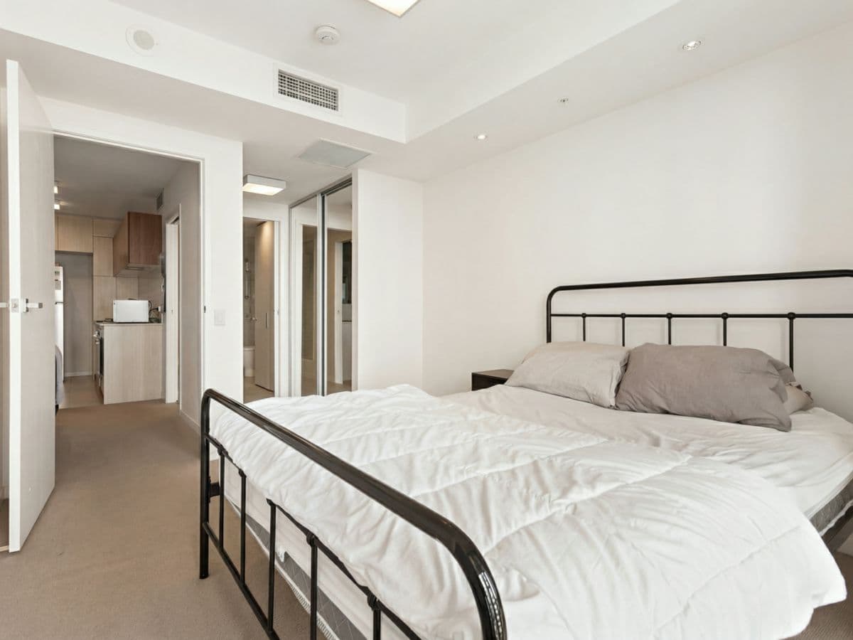 407/1 Aspinall Street, NUNDAH, Nundah - Thumbnail 7