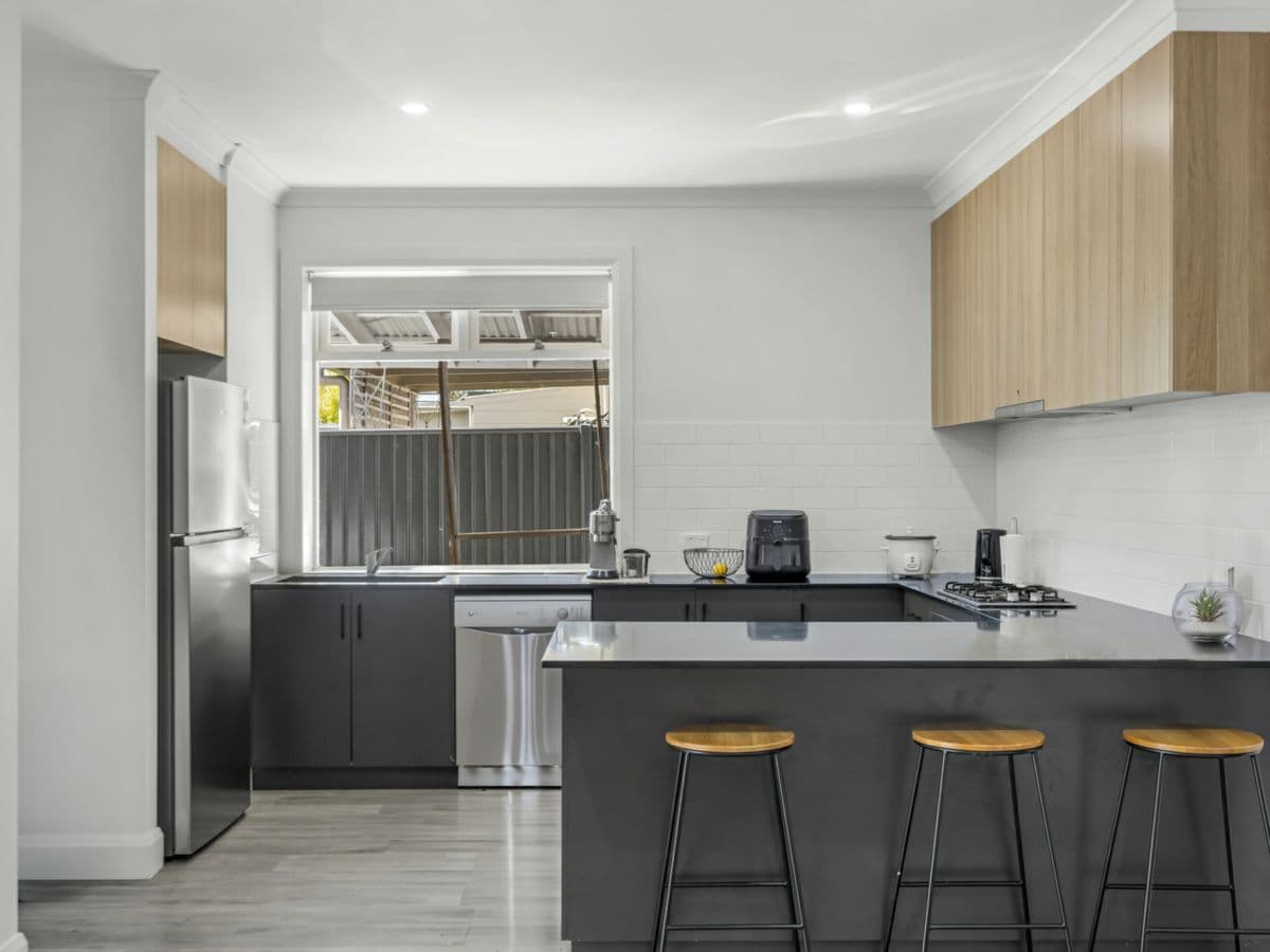 1106 Gregory Street, LAKE WENDOUREE, Lake Wendouree - Thumbnail 5