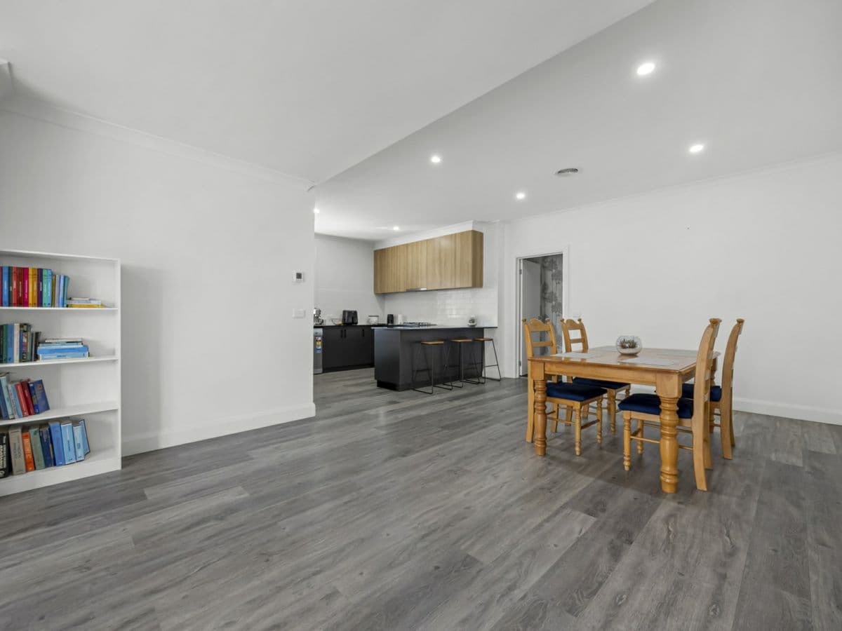 1106 Gregory Street, LAKE WENDOUREE, Lake Wendouree - Thumbnail 8