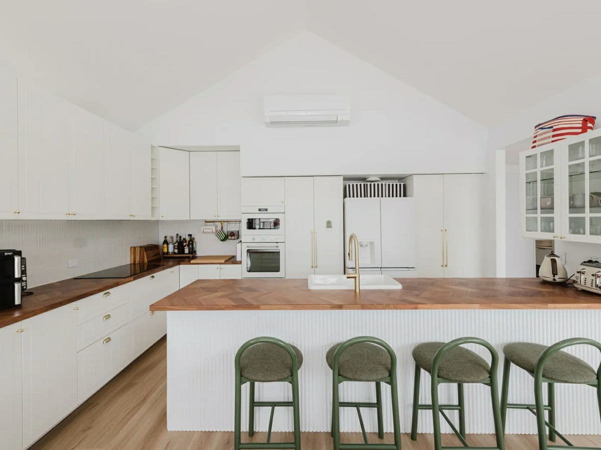 7 Picasso Crescent, CARSELDINE, Carseldine - Thumbnail 3