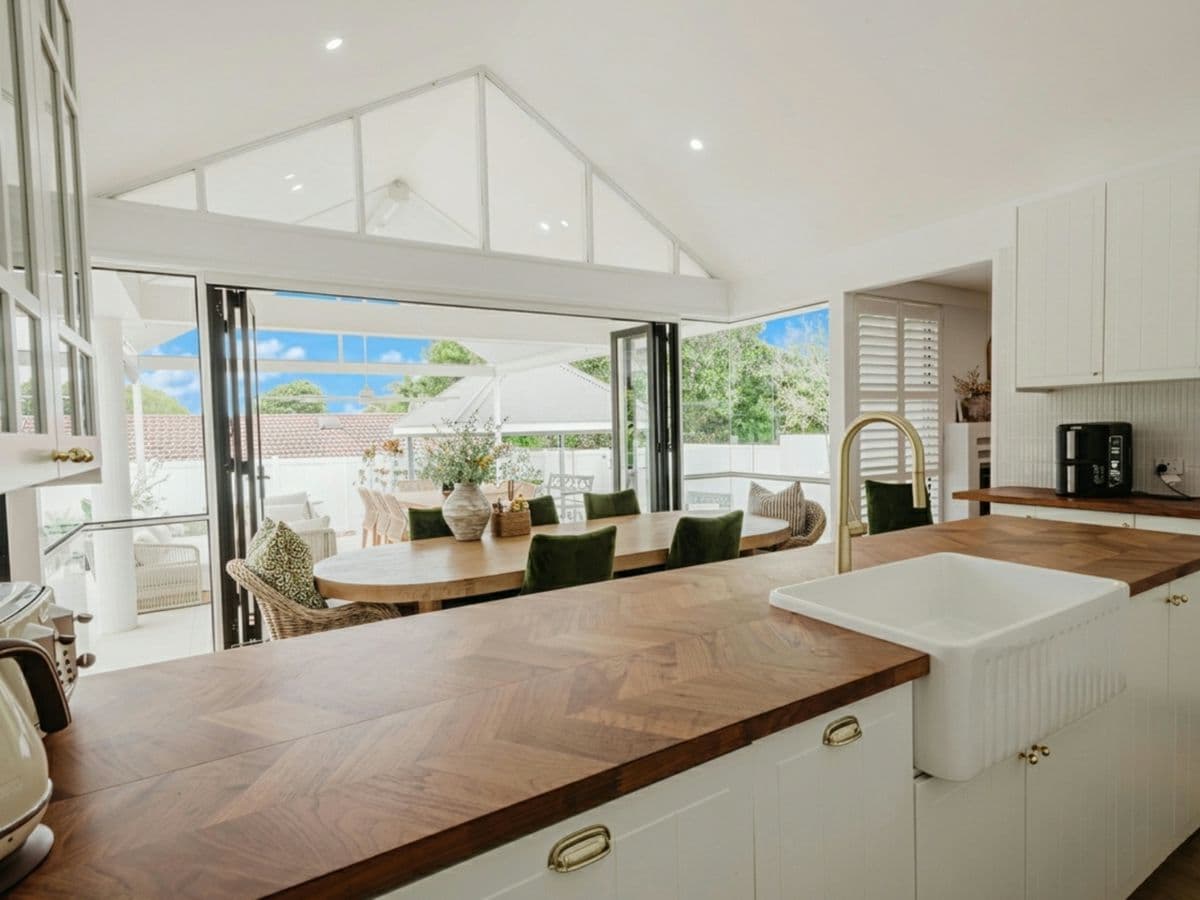 7 Picasso Crescent, CARSELDINE, Carseldine - Thumbnail 5