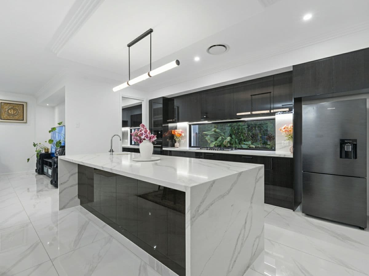 7 Indigo Lane, SPRING MOUNTAIN, Spring Mountain - Thumbnail 4