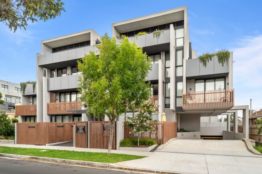 205/27 Bent Street, Bentleigh - Image 1