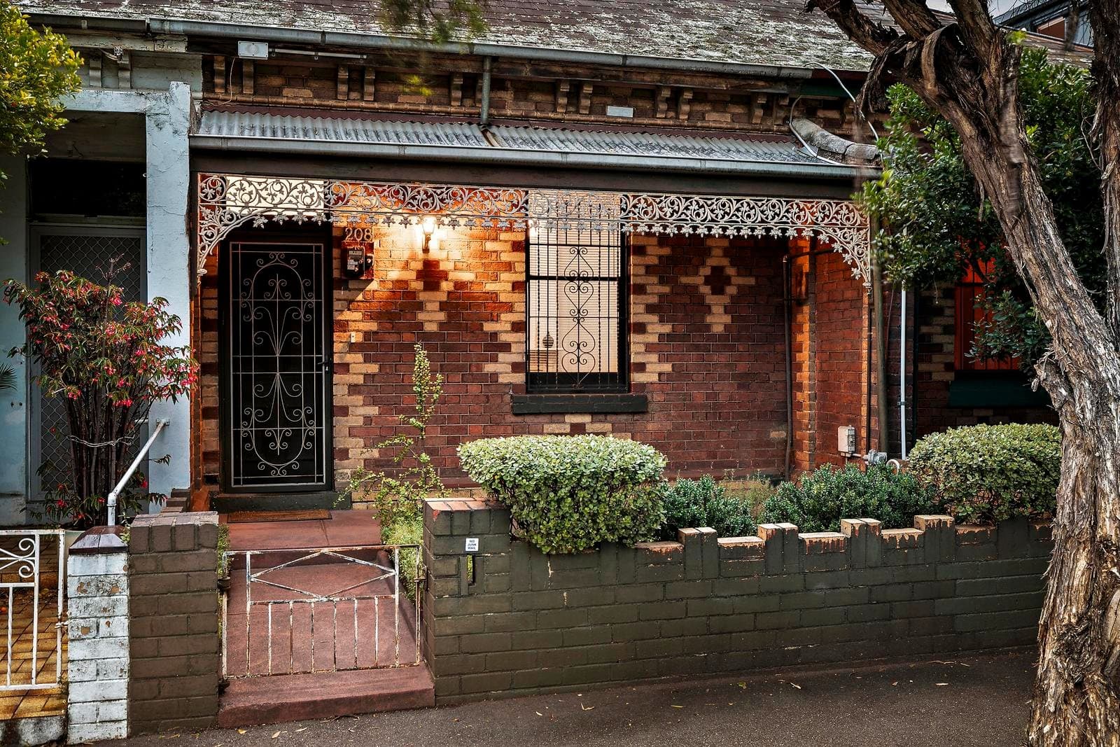 208 Barkly Street, Brunswick VIC 3056, Brunswick - Image 1