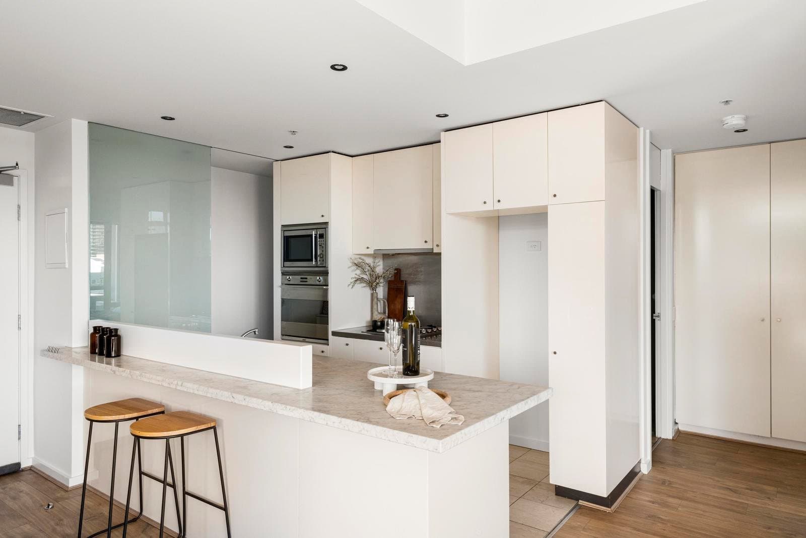 504/668 Swanston Street, Carlton VIC 3053, Carlton - Thumbnail 6