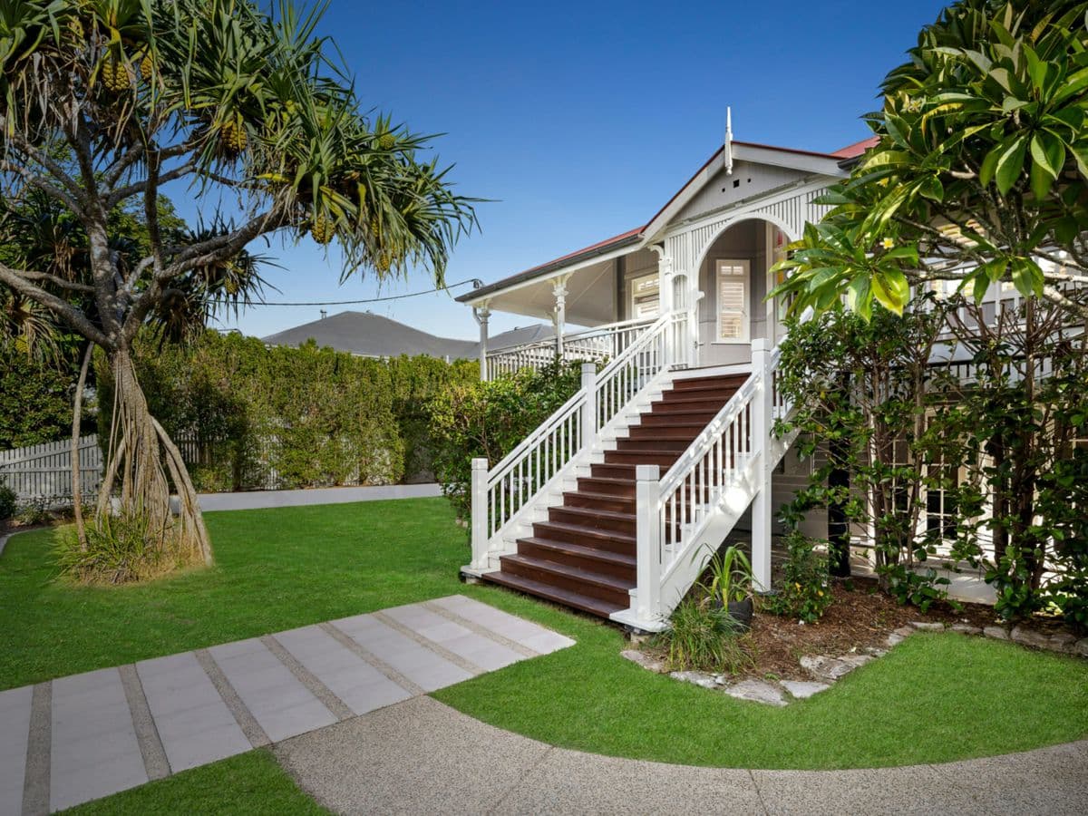 32 Kew Road, GRACEVILLE, Graceville - Thumbnail 3