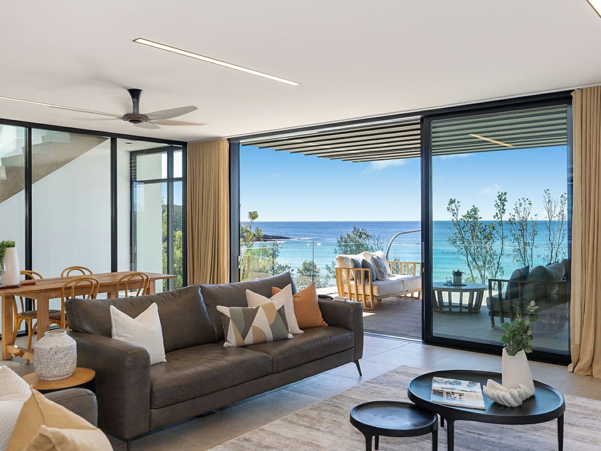 12 Beach Road, MOLLYMOOK BEACH, Mollymook Beach - Thumbnail 3