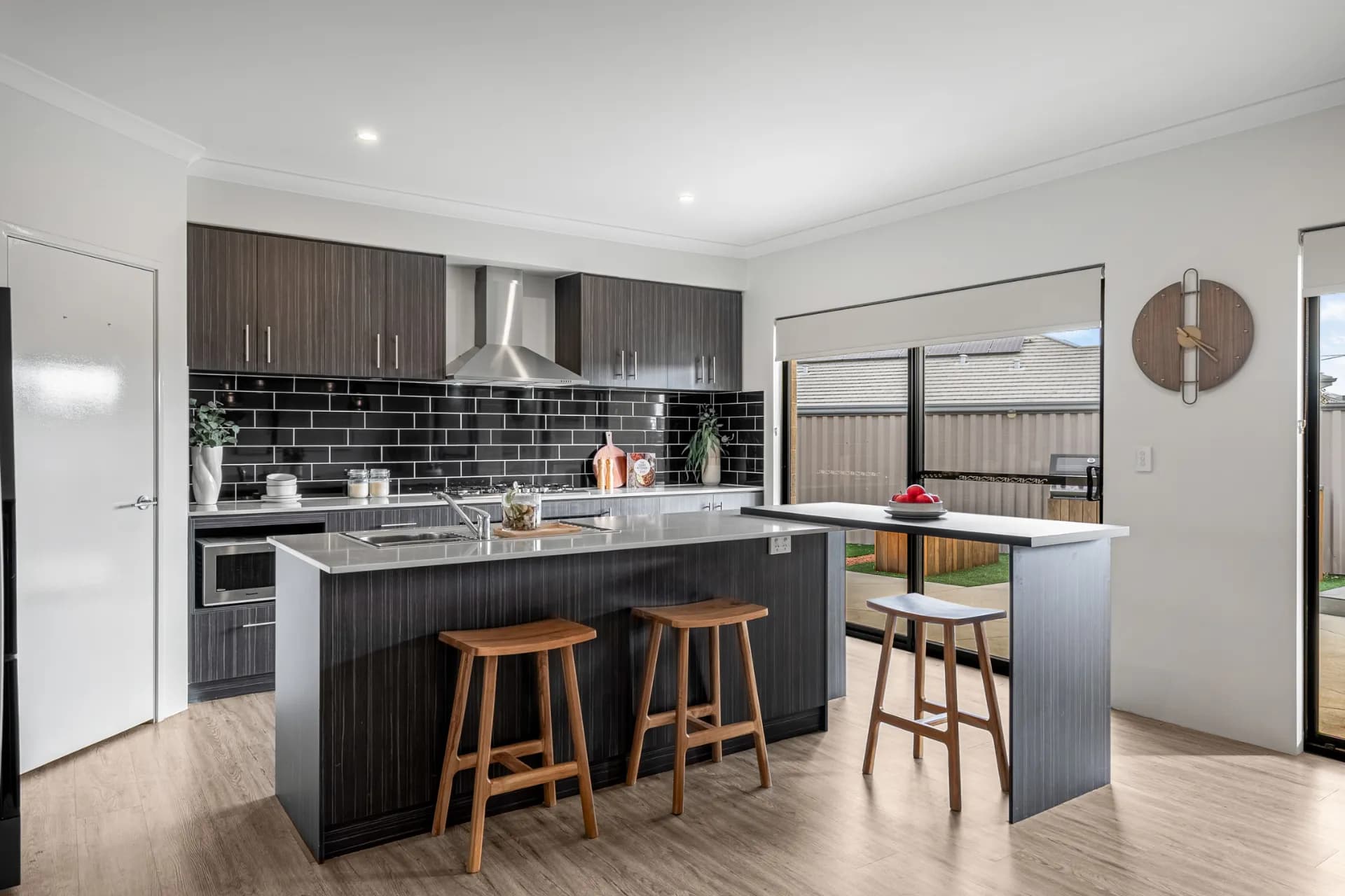 21 Calvera Gardens, Piara Waters, WA, Piara Waters - Thumbnail 2