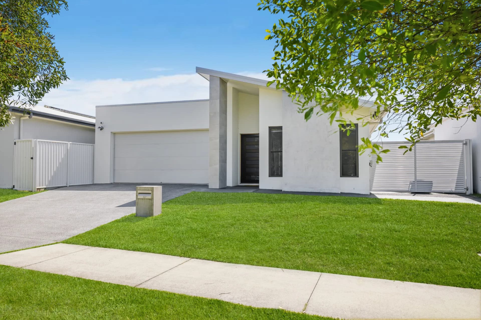 57 Michael Street, Pelican Waters, QLD, Pelican Waters - Thumbnail 2