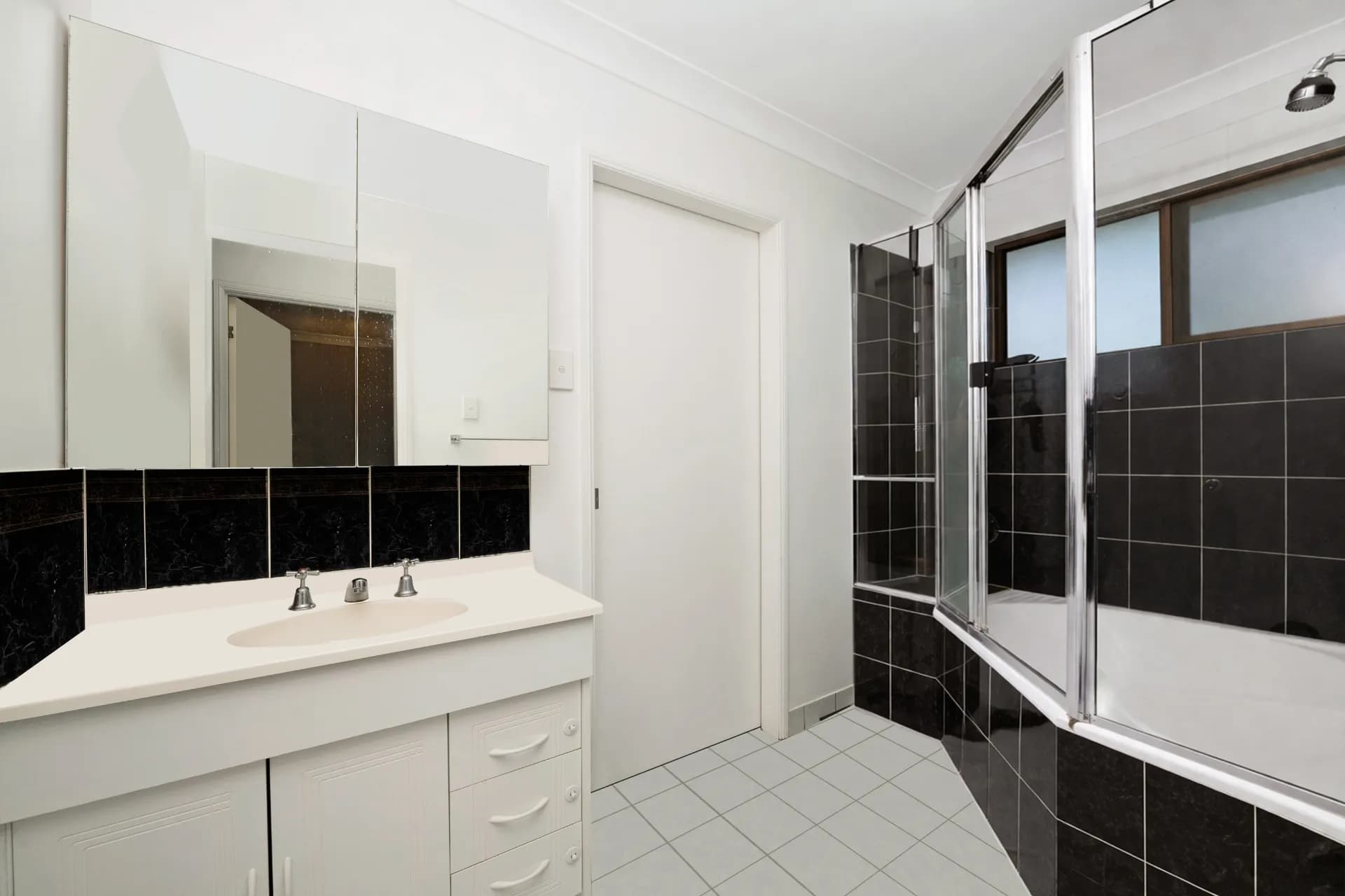 55 Beau Park  Drive, Burdell, QLD, Burdell - Thumbnail 7