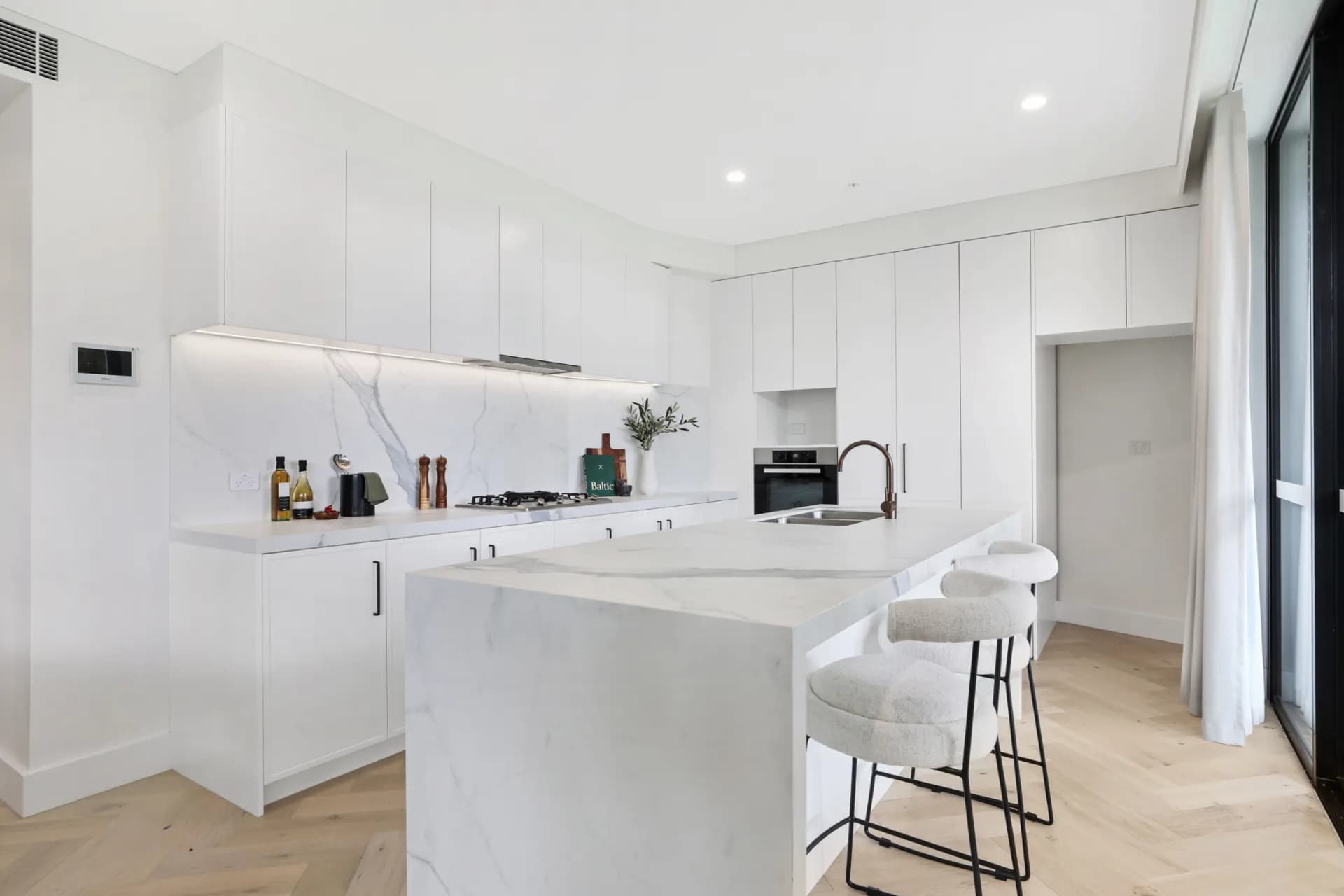 1/1 Kangaloon Road, Bowral, NSW, Bowral - Thumbnail 2