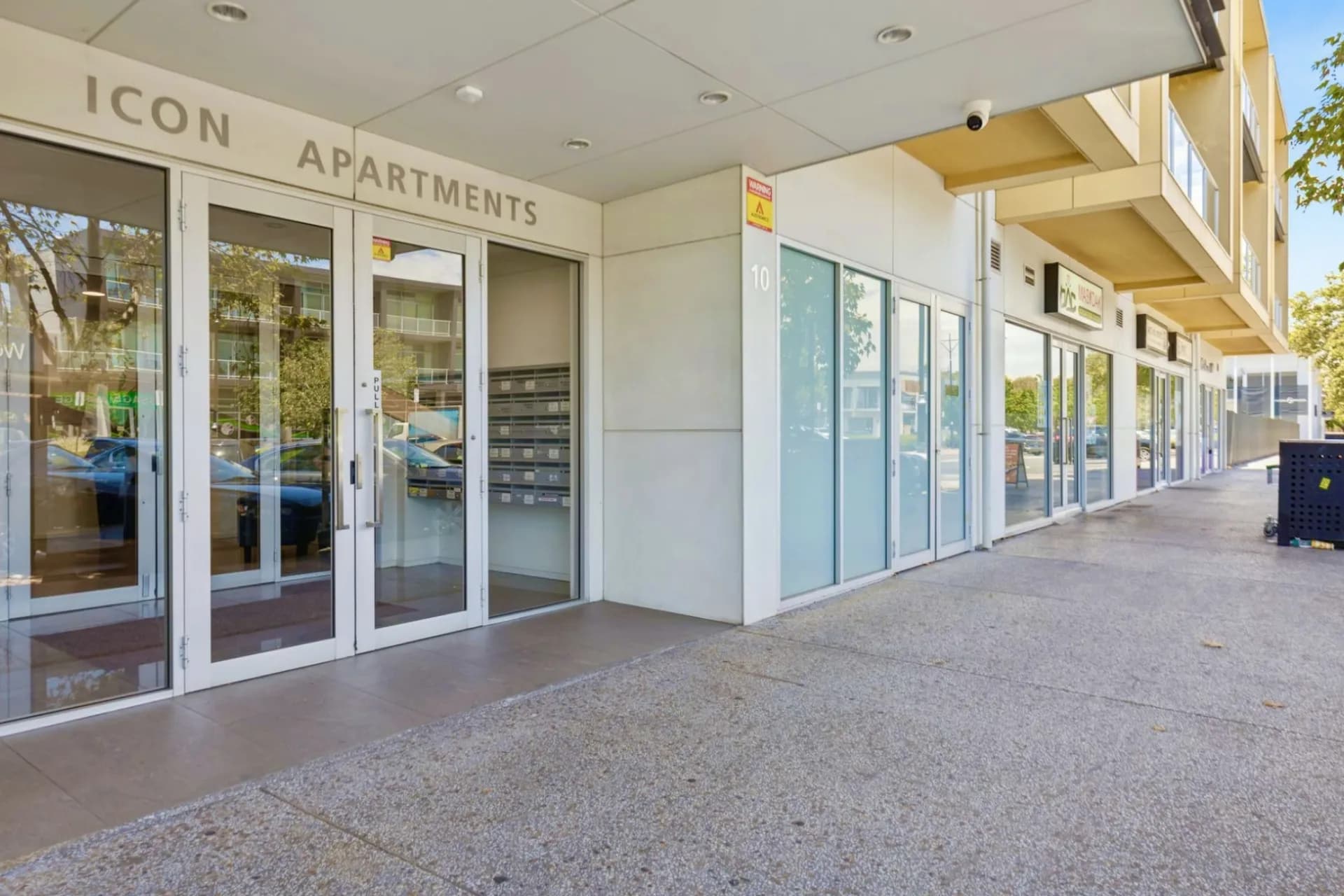 2/10 Light  Common Mawson Lakes, Mawson Lakes, SA, Mawson Lakes - Thumbnail 2