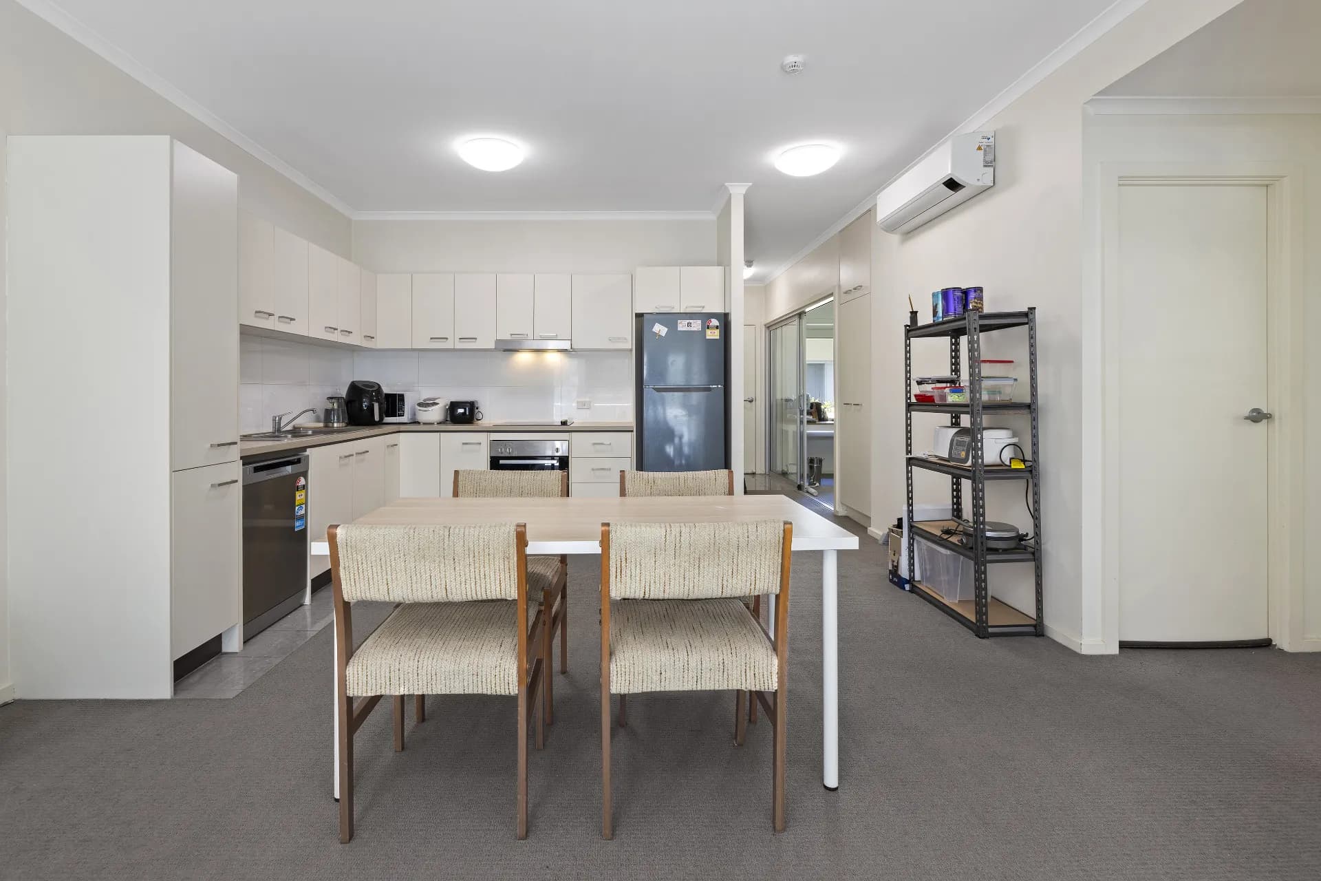 2/10 Light  Common Mawson Lakes, Mawson Lakes, SA, Mawson Lakes - Thumbnail 6