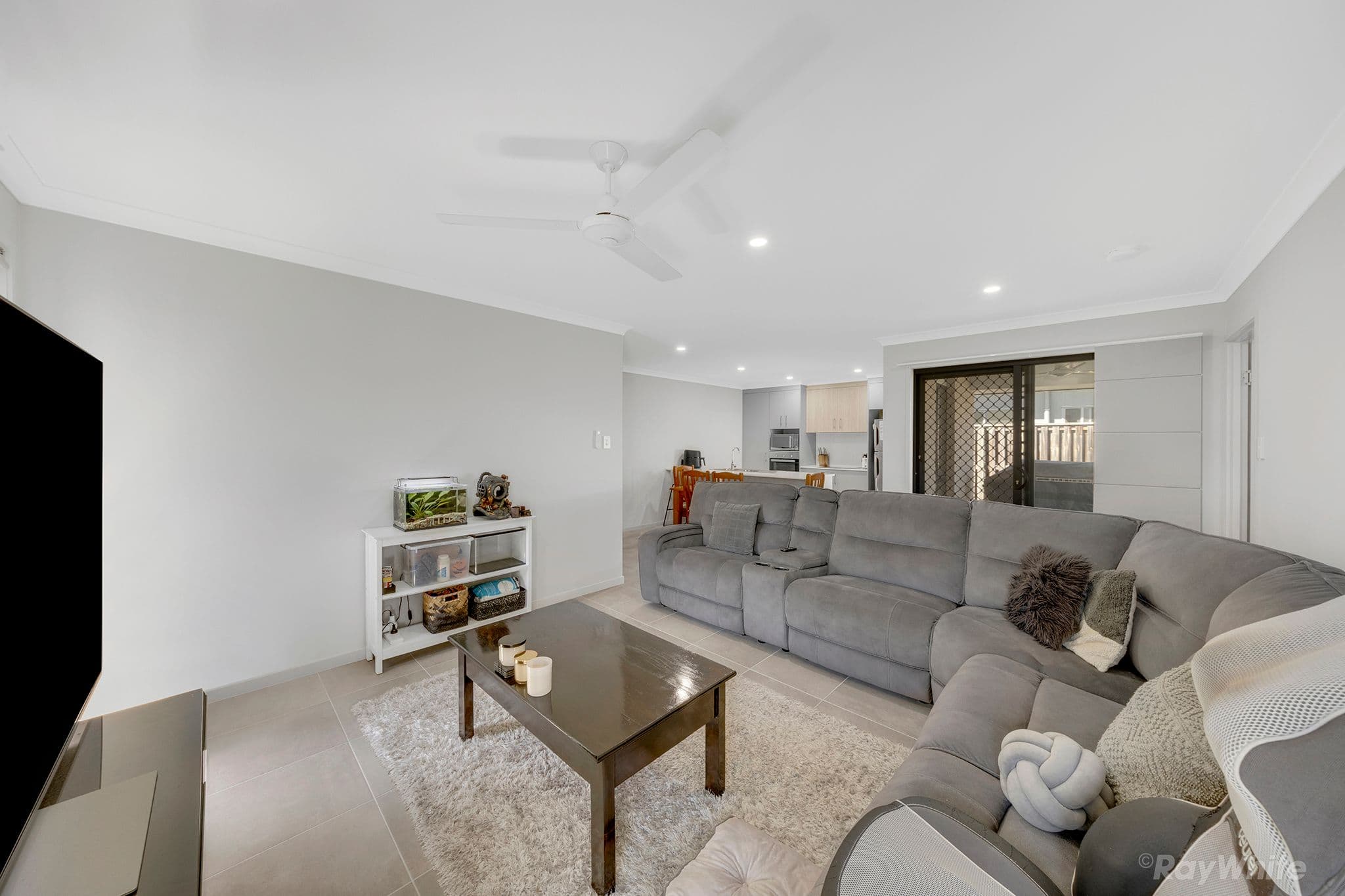 37 Bulimba Street, Tannum Sands QLD 4680, Tannum Sands - Thumbnail 8