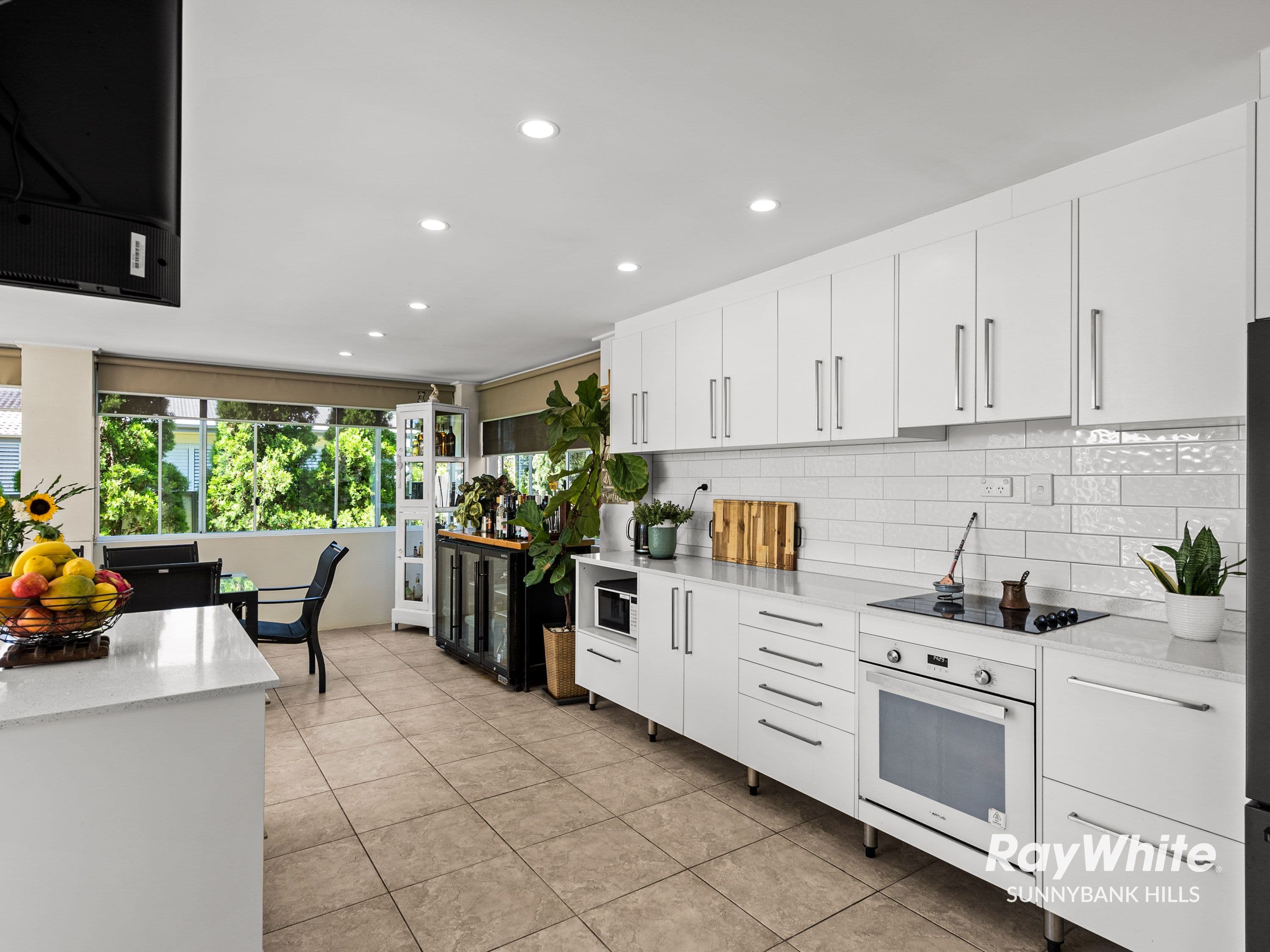 31 Cresthaven Drive, Mansfield QLD 4122, Mansfield - Thumbnail 5