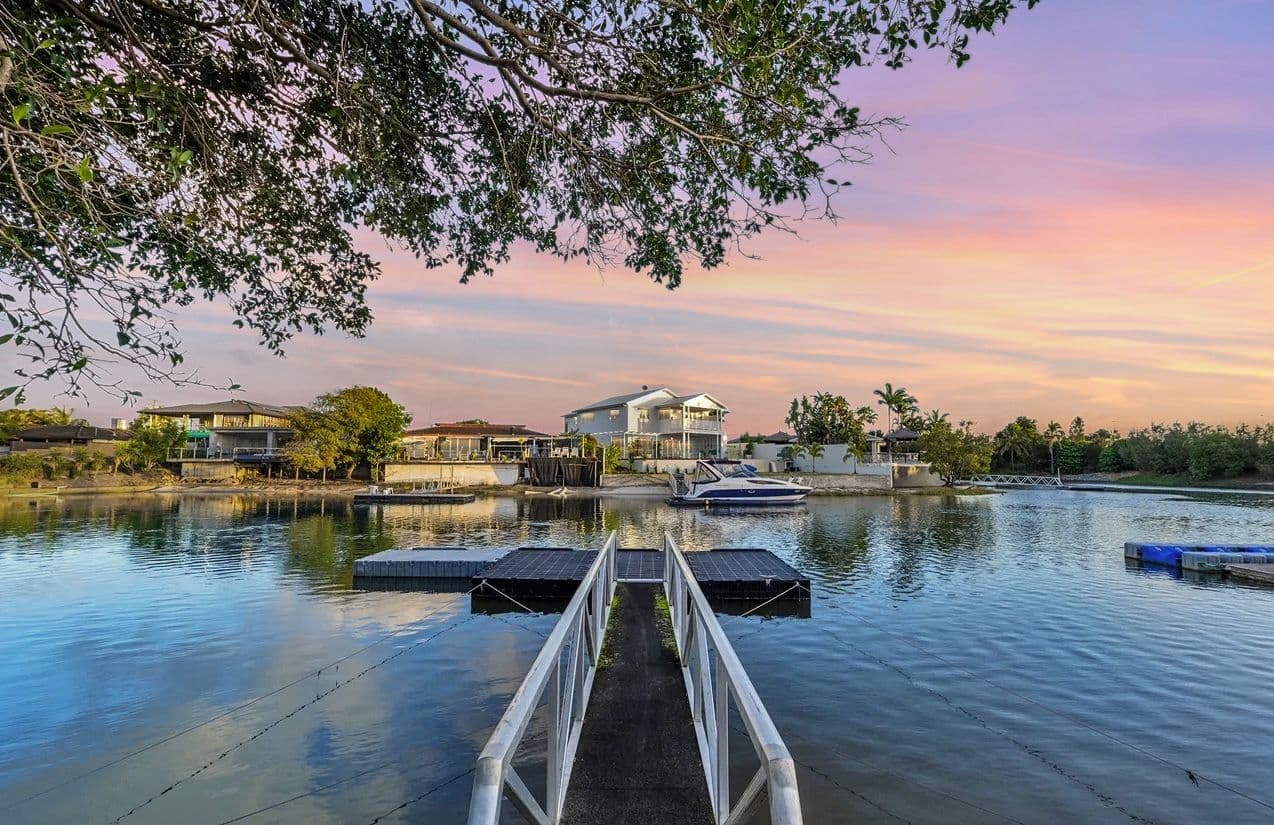 114 Salerno Street, Isle Of Capri QLD 4217, Isle Of Capri - Image 1