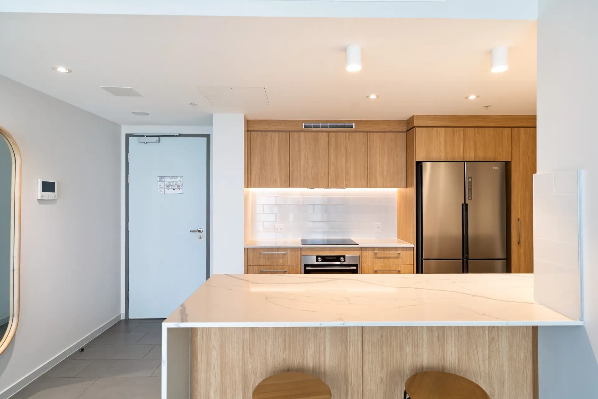 Type 3 residences - 163 Abbott Street, Cairns City, QLD, Cairns City - Thumbnail 3
