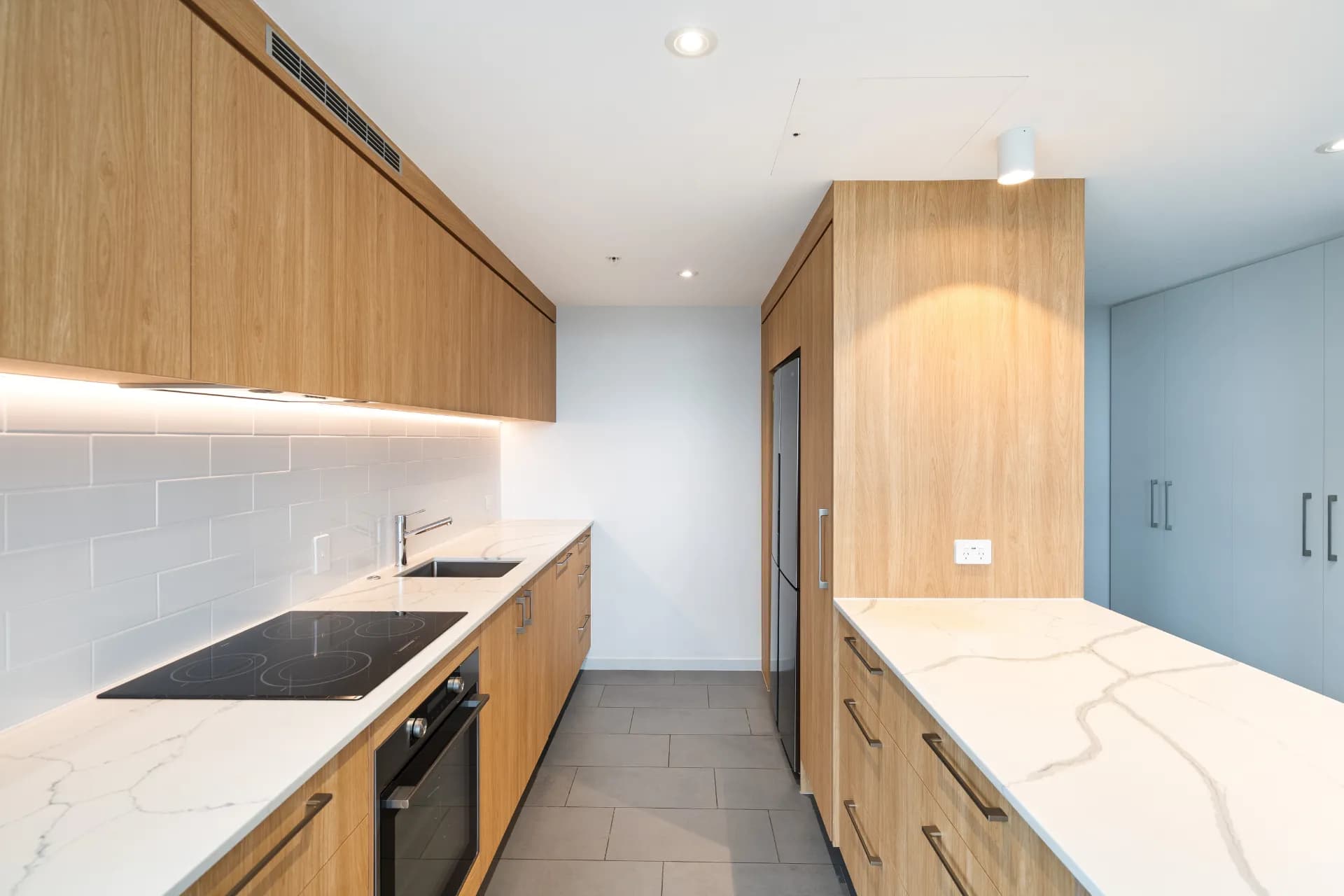 Type 5 residences - 163 Abbott Street, Cairns City, QLD, Cairns City - Thumbnail 7