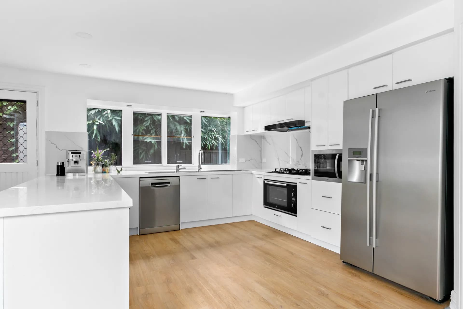 3 Bridges Street, Glen Iris, VIC, Glen Iris - Thumbnail 5