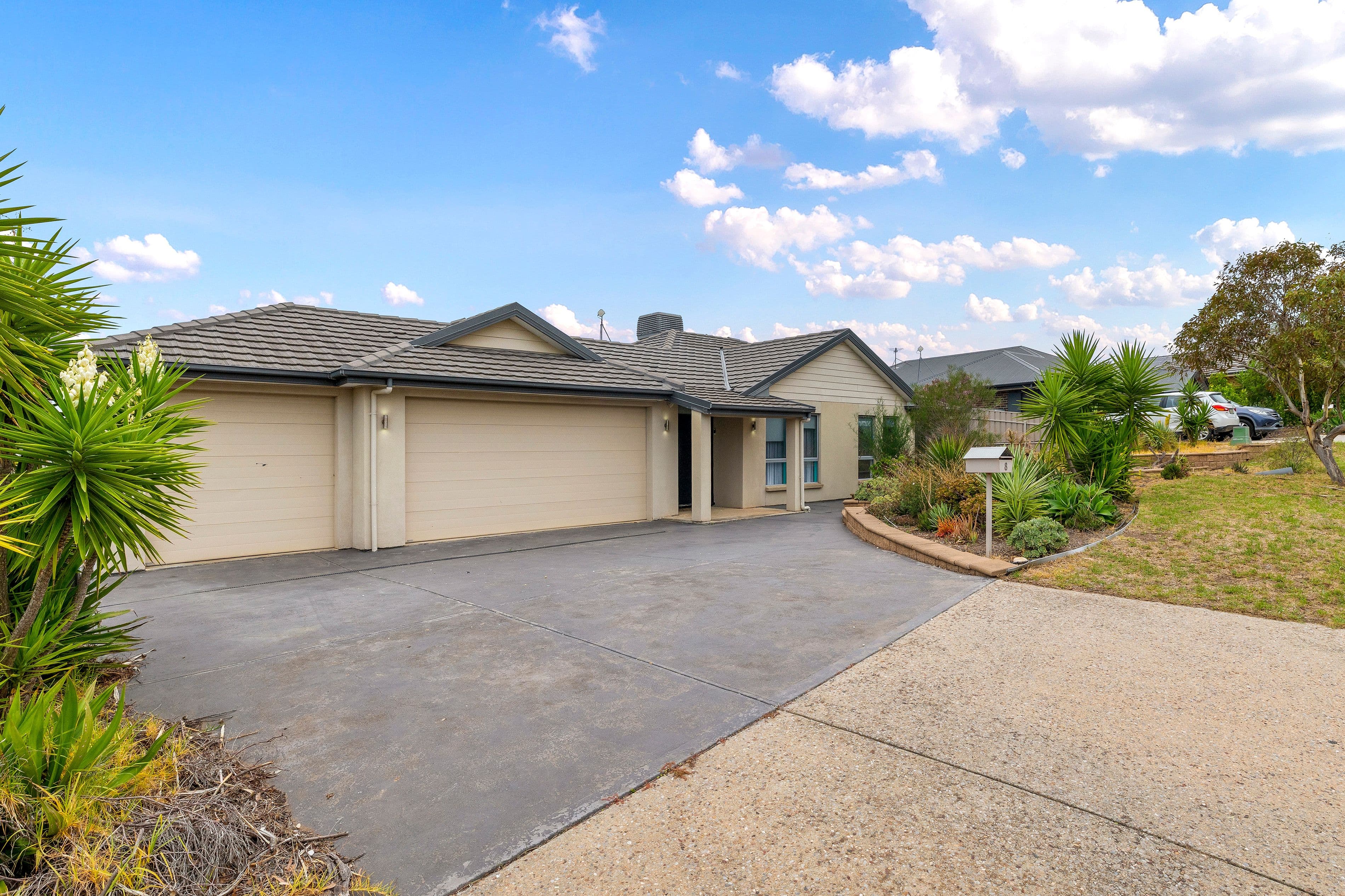 8 Cascabel Way, Noarlunga Downs SA 5168, Noarlunga Downs - Thumbnail 2