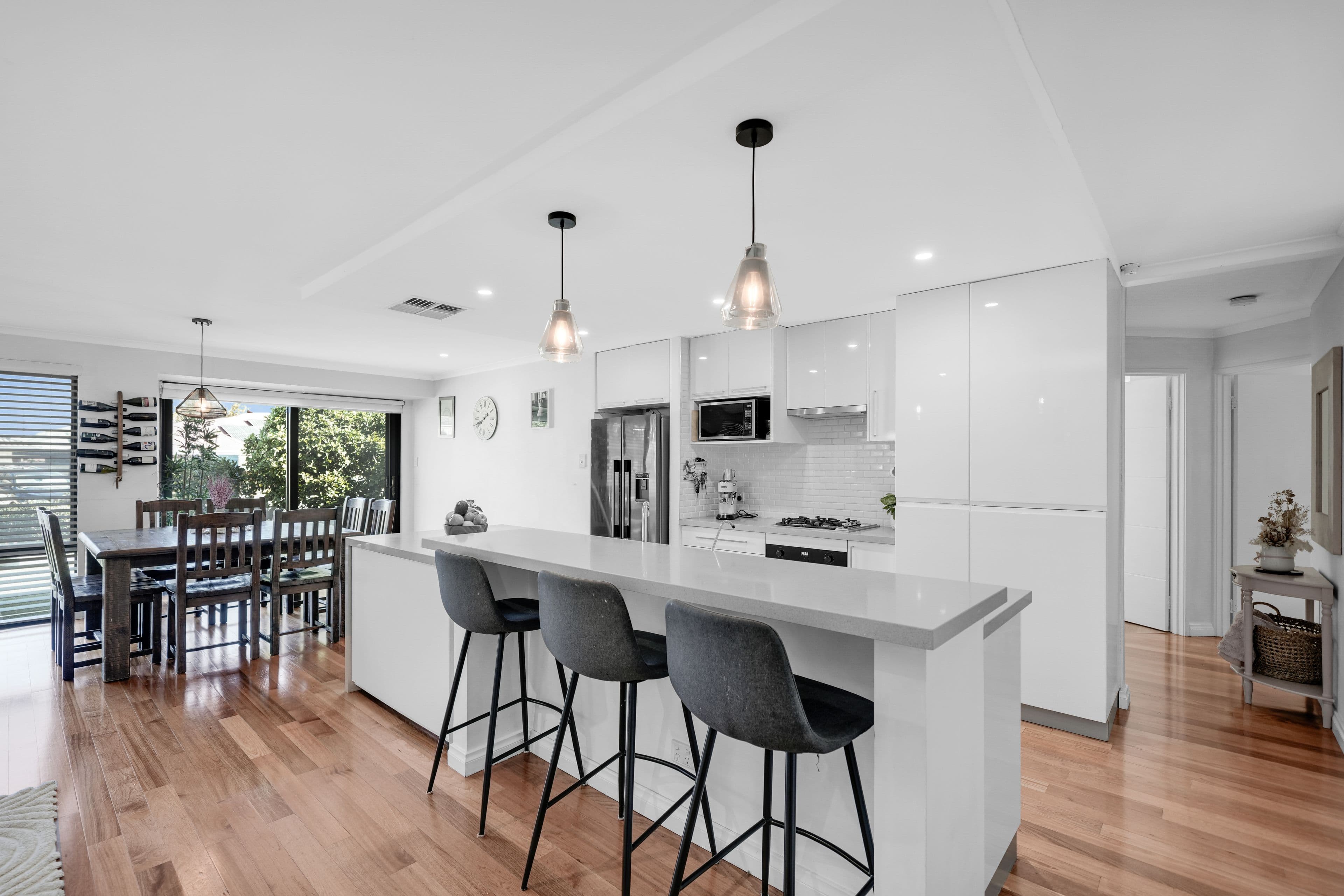 2 Hollins Bend, Madeley WA 6065, Madeley - Thumbnail 3