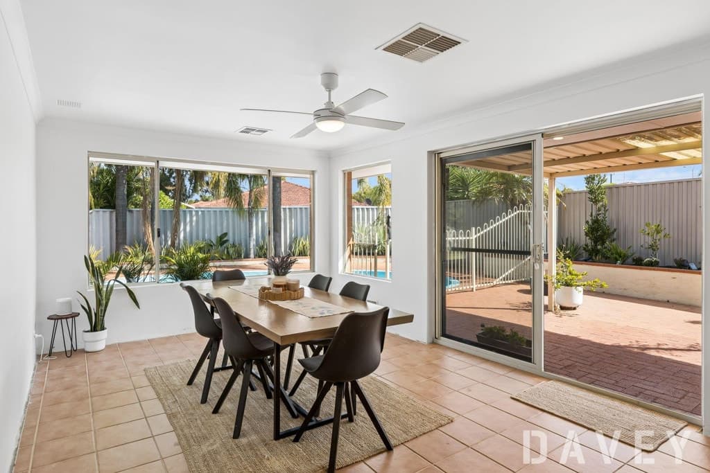 11 Iandra Loop, Carramar - Thumbnail 8
