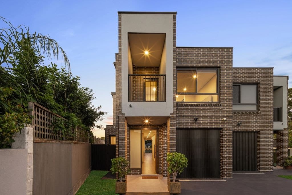 12a Essington Crescent, Sylvania - Image 1