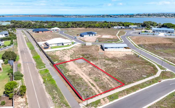 1 Gregory Circuit, Hindmarsh Island, SA, 5214, Hindmarsh Island - Image 1