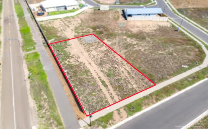 1 Gregory Circuit, Hindmarsh Island, SA, 5214, Hindmarsh Island - Thumbnail 2