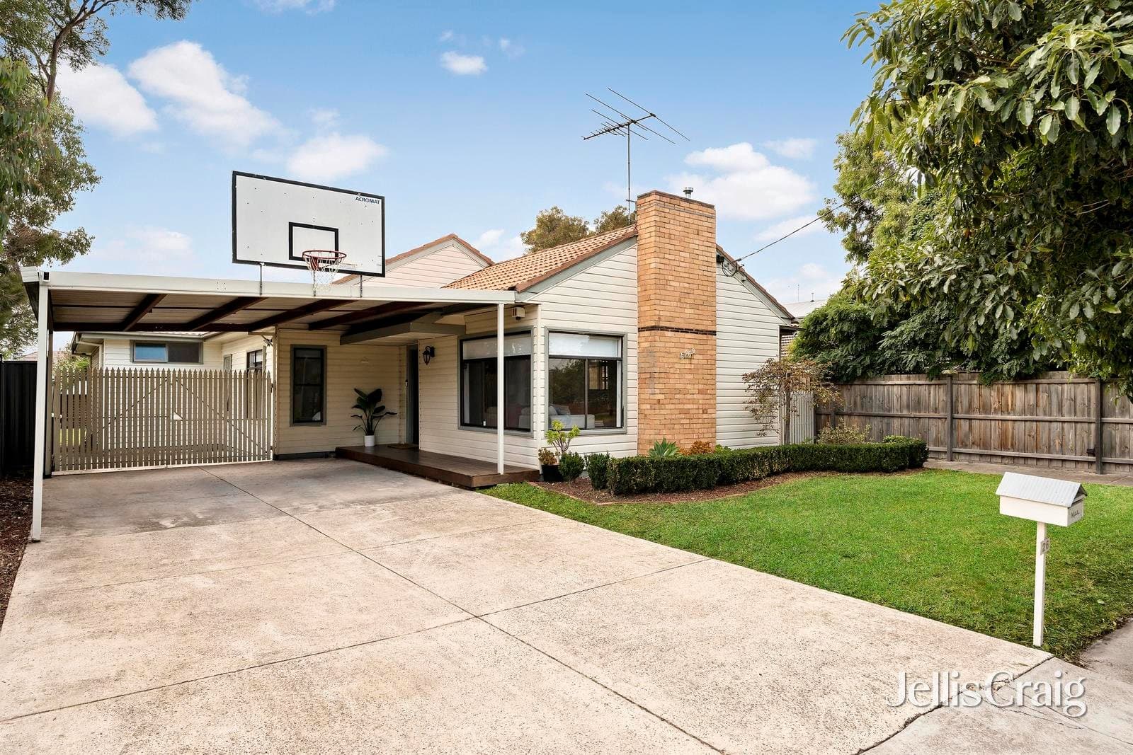 26 Ronald Street, Essendon North, Essendon North - Thumbnail 2
