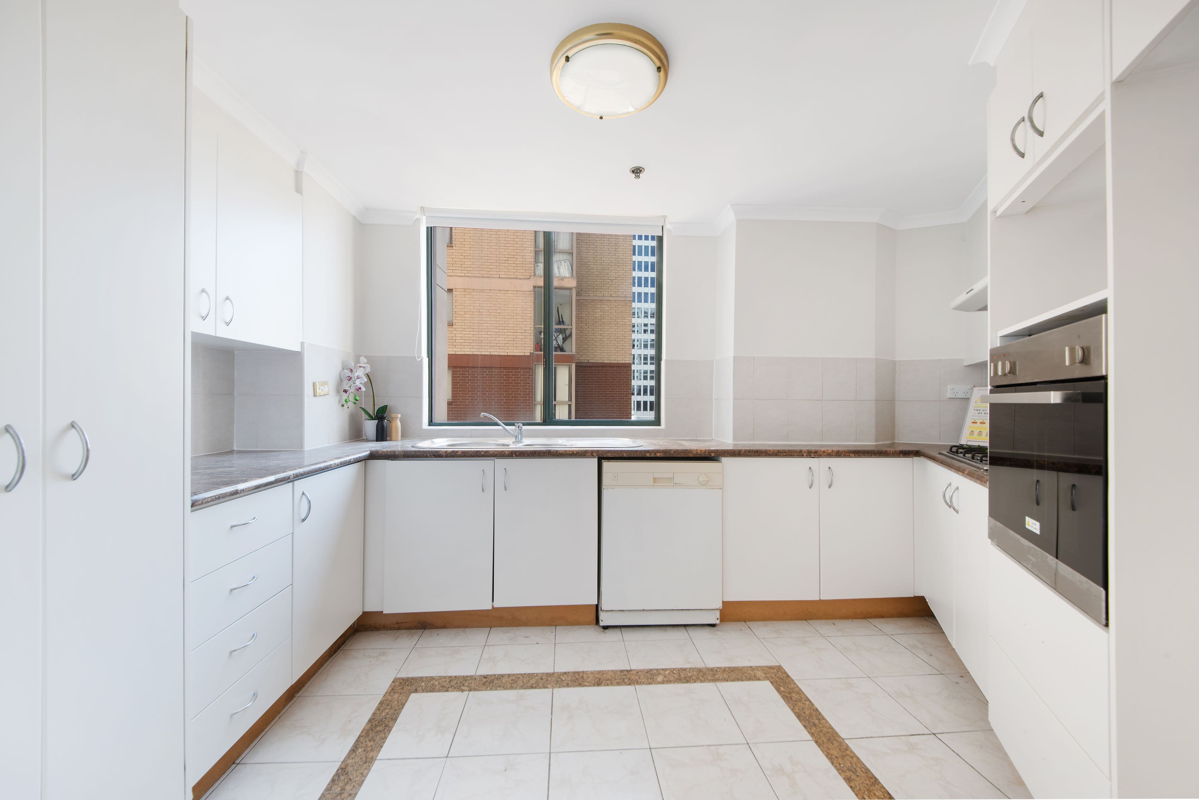 94/414 Pitt Street, Haymarket NSW 2000, Haymarket - Thumbnail 3
