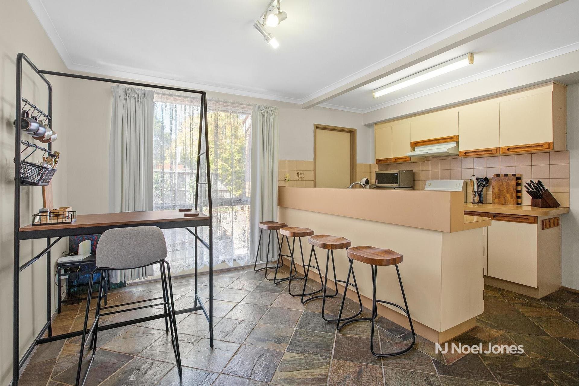 3/300-304 Dorset Road, Croydon - Thumbnail 3