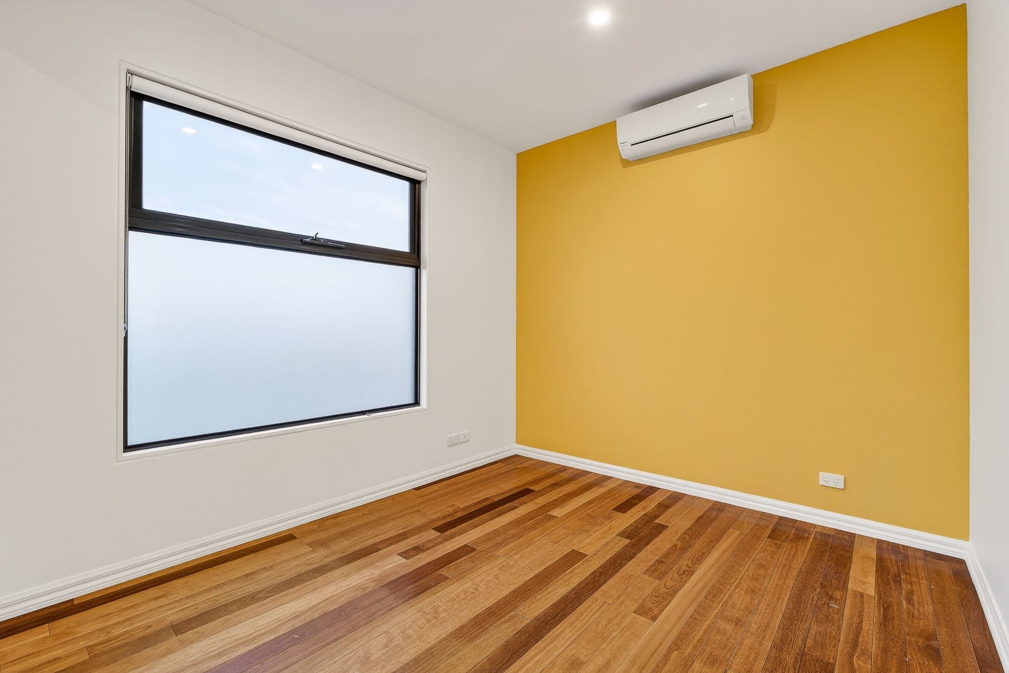 2/9 Karen Street, Box Hill North VIC 3129, Box Hill North - Thumbnail 8
