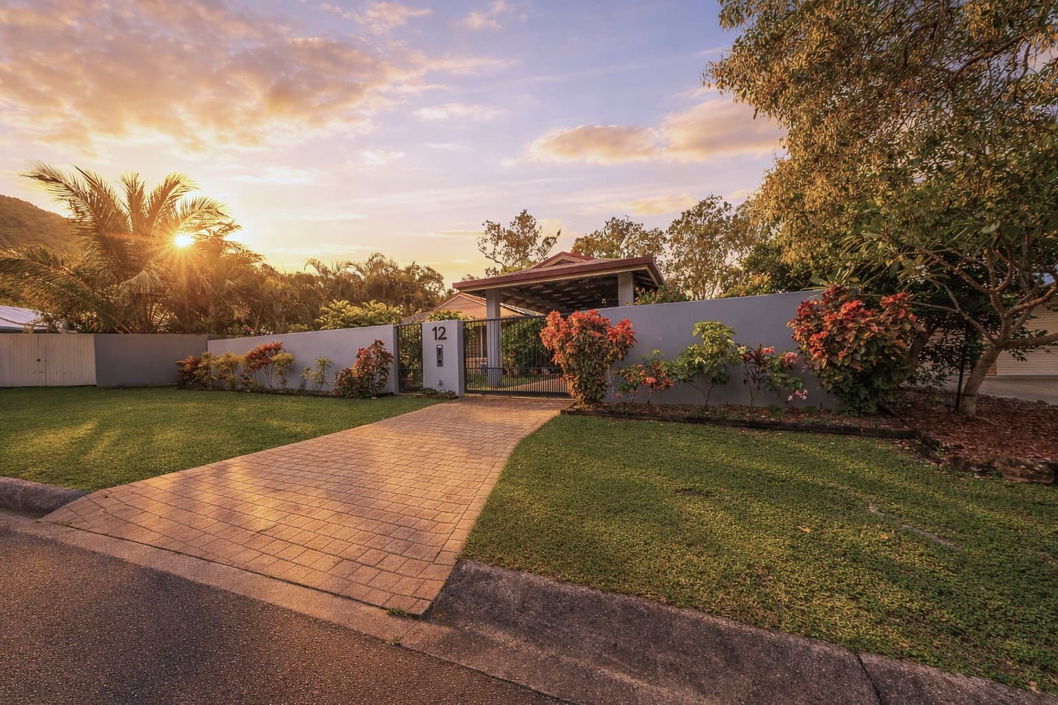 12 Sanctuary Avenue, Jubilee Pocket - Image 1