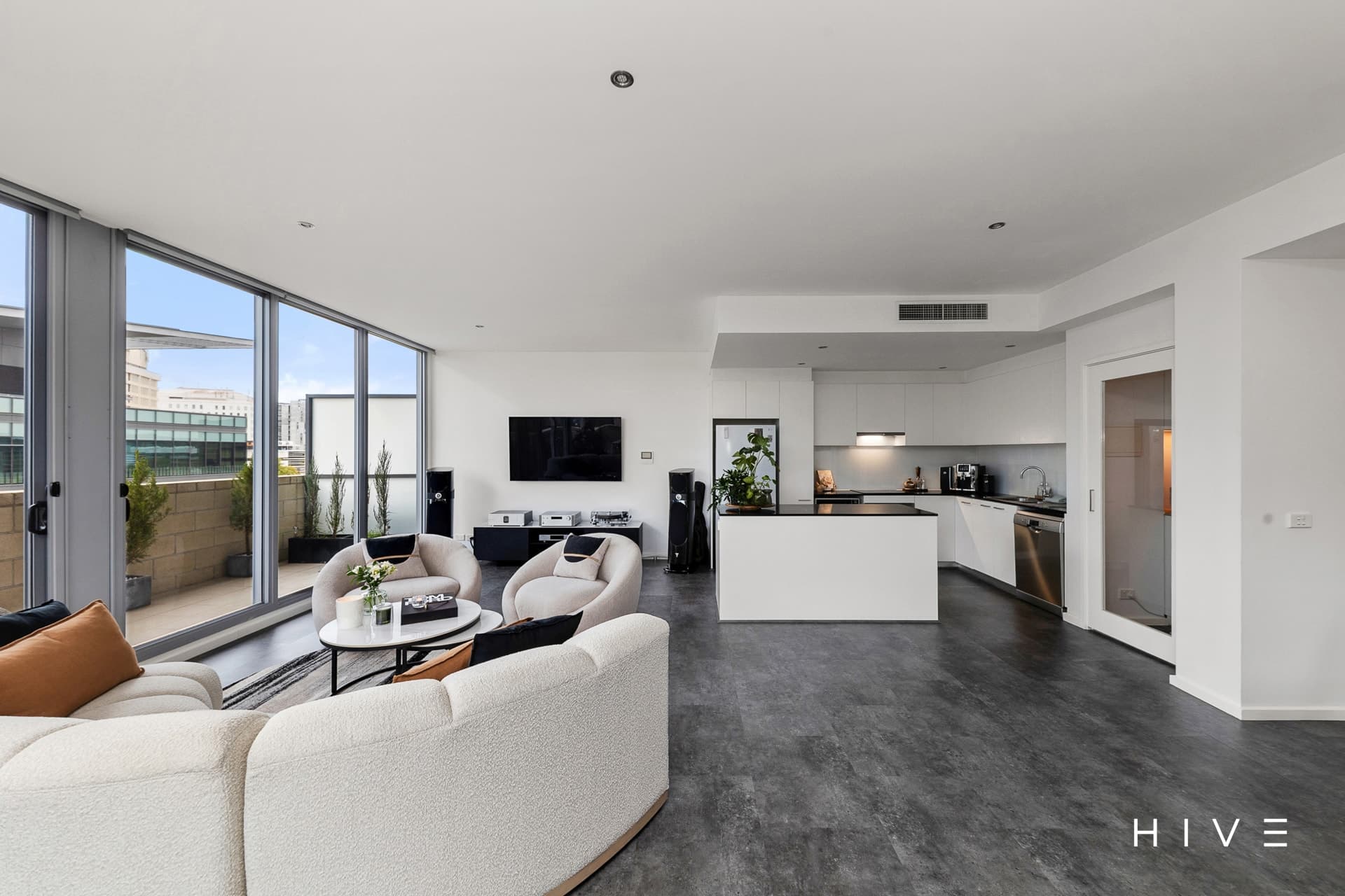 39/1 Gordon Street, City, City - Thumbnail 2