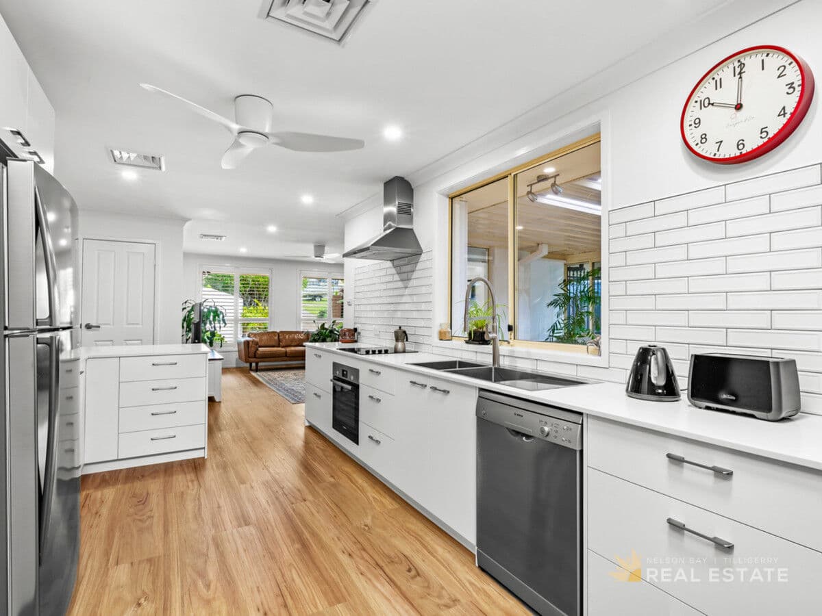 51 Rigney Street, Shoal Bay NSW 2315, Shoal Bay - Thumbnail 2