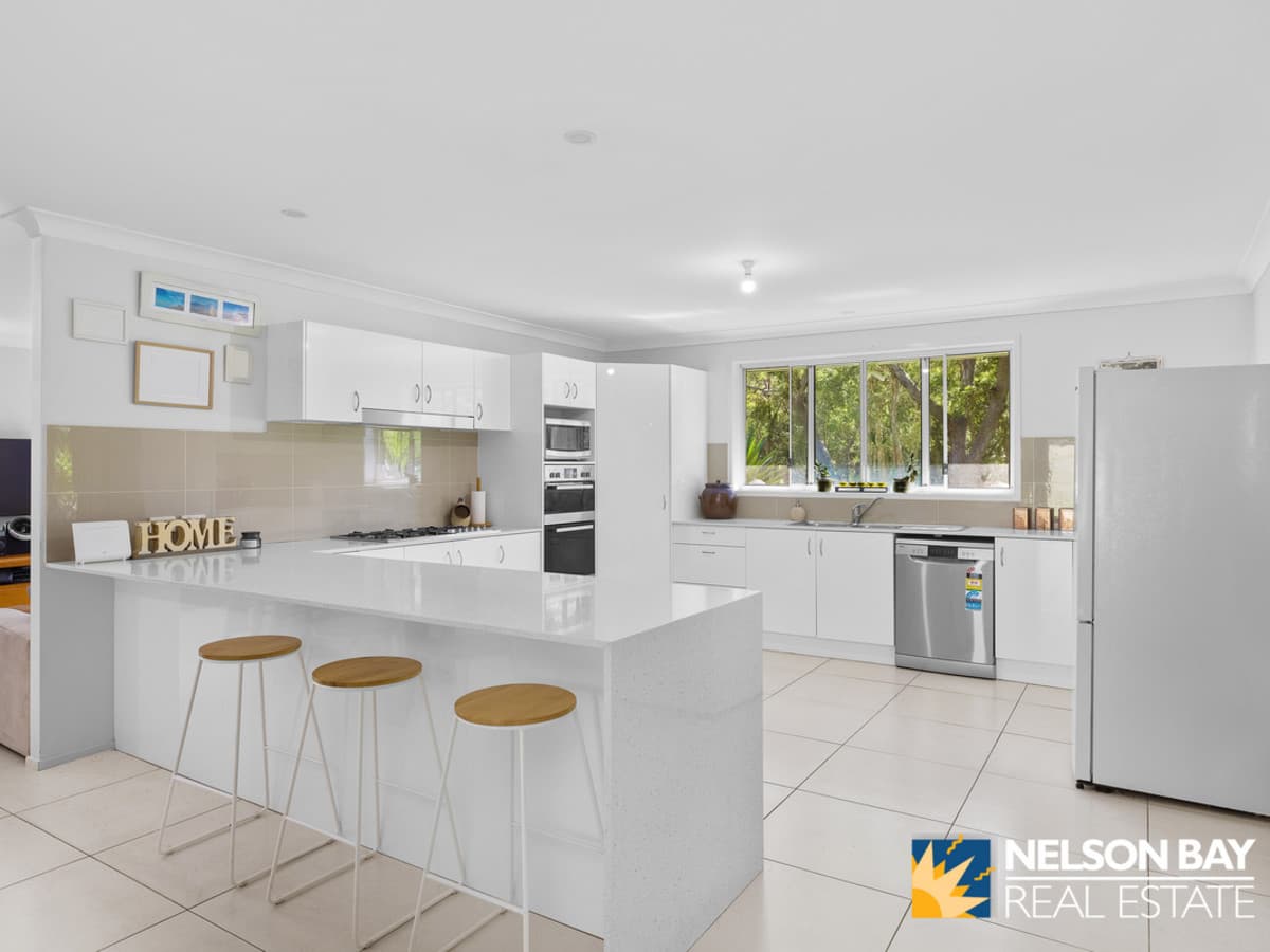 27 Castaway Close, Boat Harbour NSW 2316, Boat Harbour - Thumbnail 4
