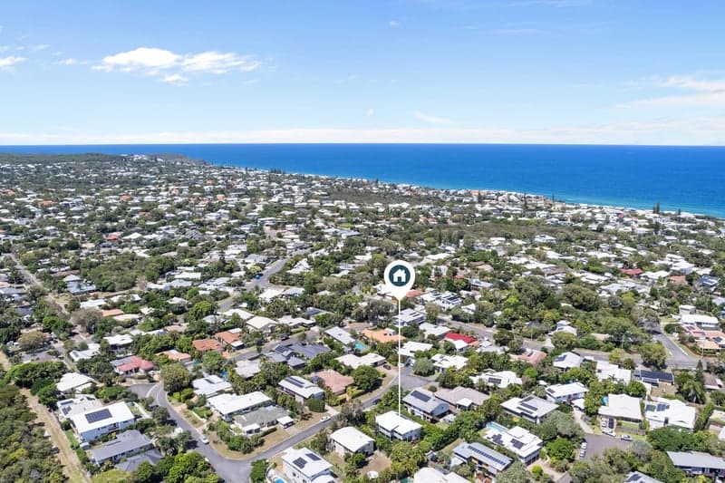 6 Maheno Court, Sunrise Beach - Thumbnail 4